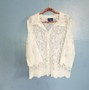 J.H. collectible womens white floral button down